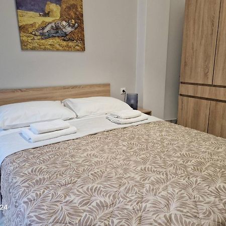N&S Apartment A 埃泽萨 外观 照片