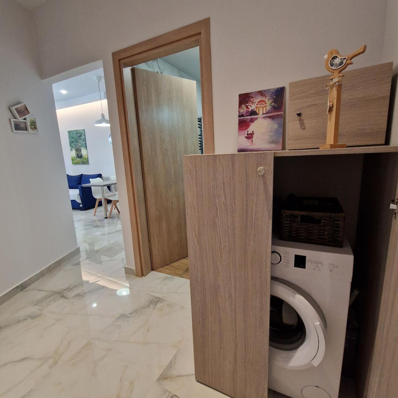 N&S Apartment A 埃泽萨 外观 照片